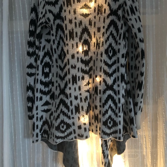 Cardigan - Picture 3 of 3